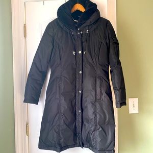 DKNY Women’s Longline Black Puffer Coat, size XS extra small